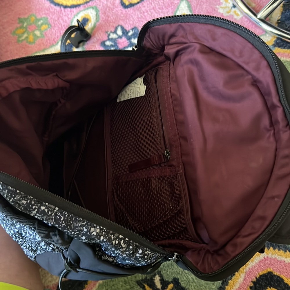 Lululemon Running Backpack - image 3